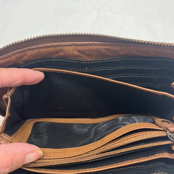 Ashwood Brown Woven Leather Wallet - Picture 7 of 11